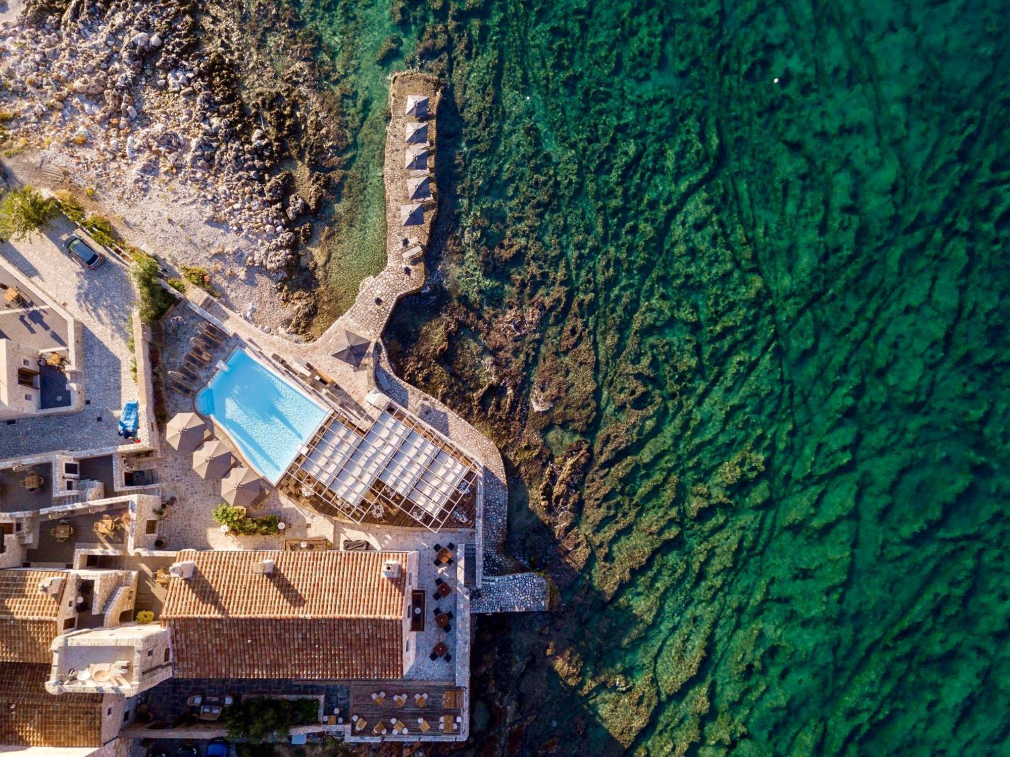 Kyrimai Hotel Yerolimin Eksteriør billede